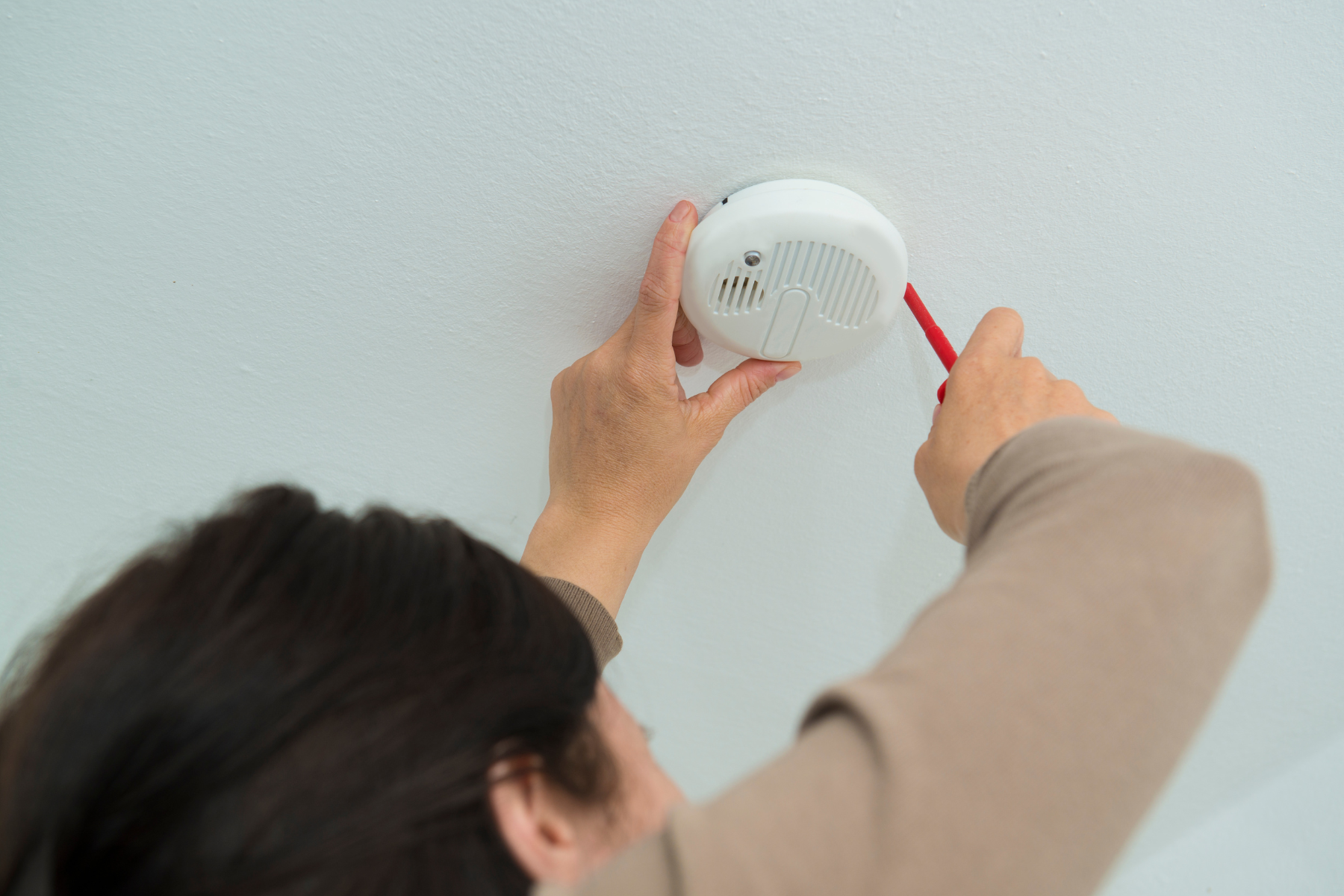 8 Fall Home Maintenance Projects to Prepare for Winter (6)