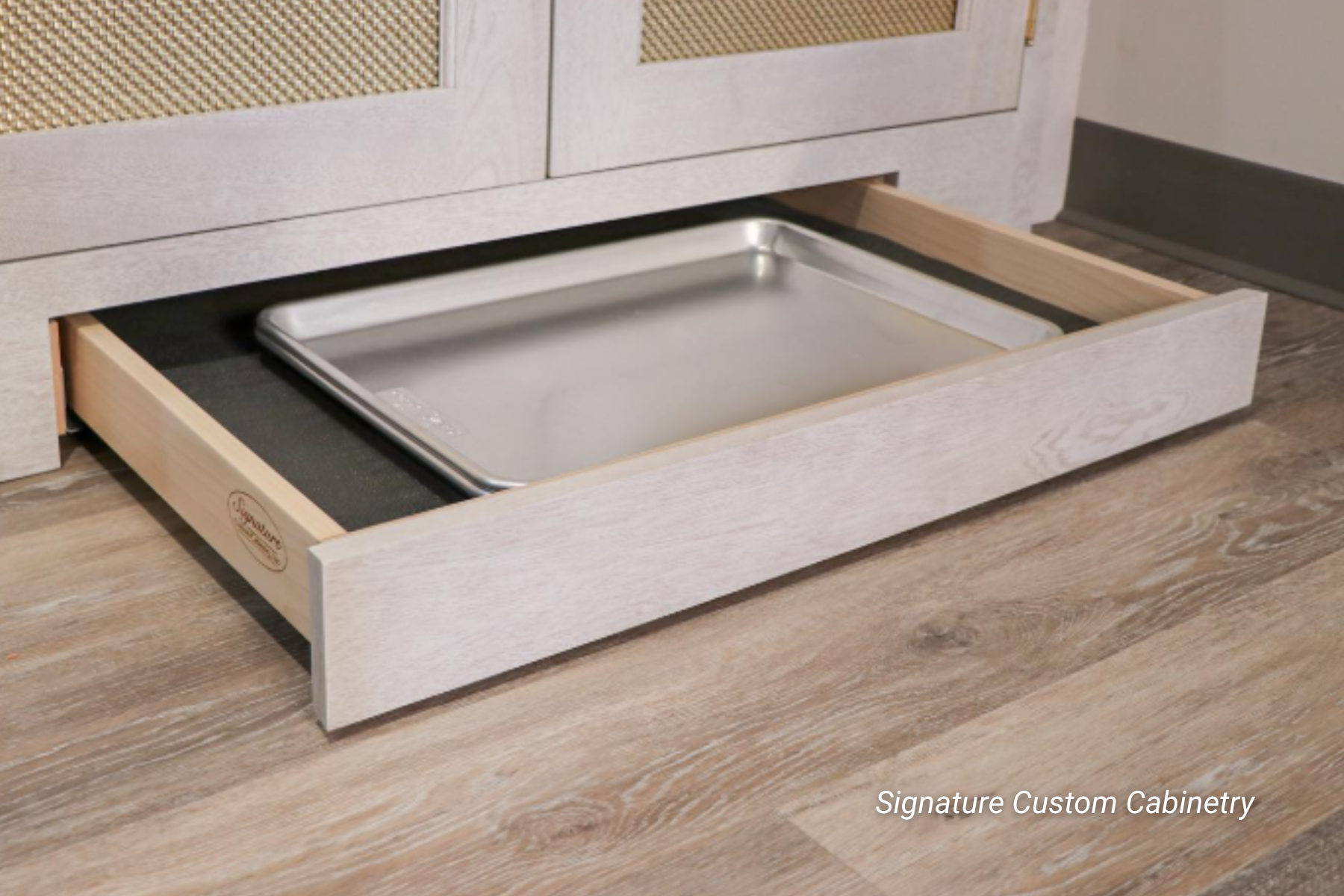 Hidden Kitchen Storage Ideas to Maximize Space (5)