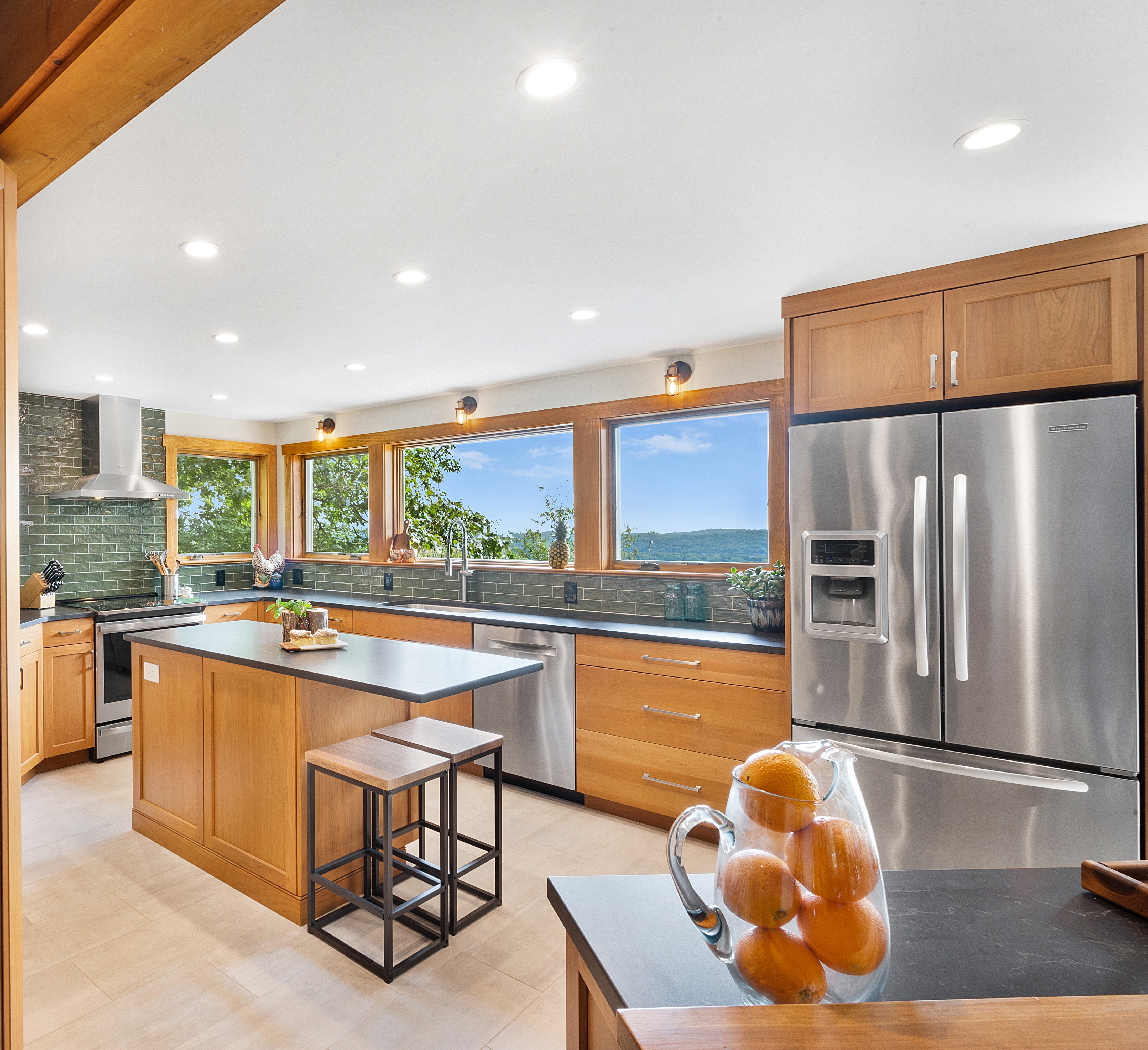 Beautiful Spacious Open Kitchen